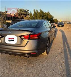 نيسان ألتيما